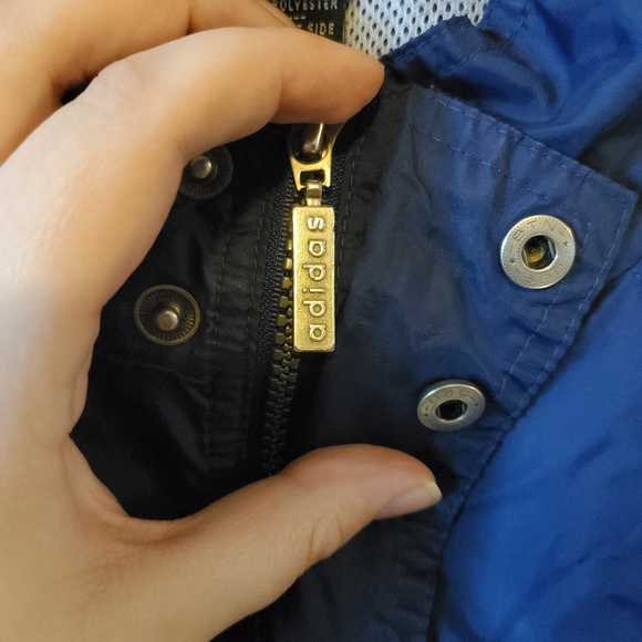 Vintage Adidas Windbreaker - Picture 5 of 8